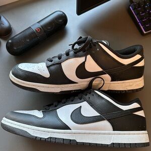 Nike “Dunks” size 11 Us Men